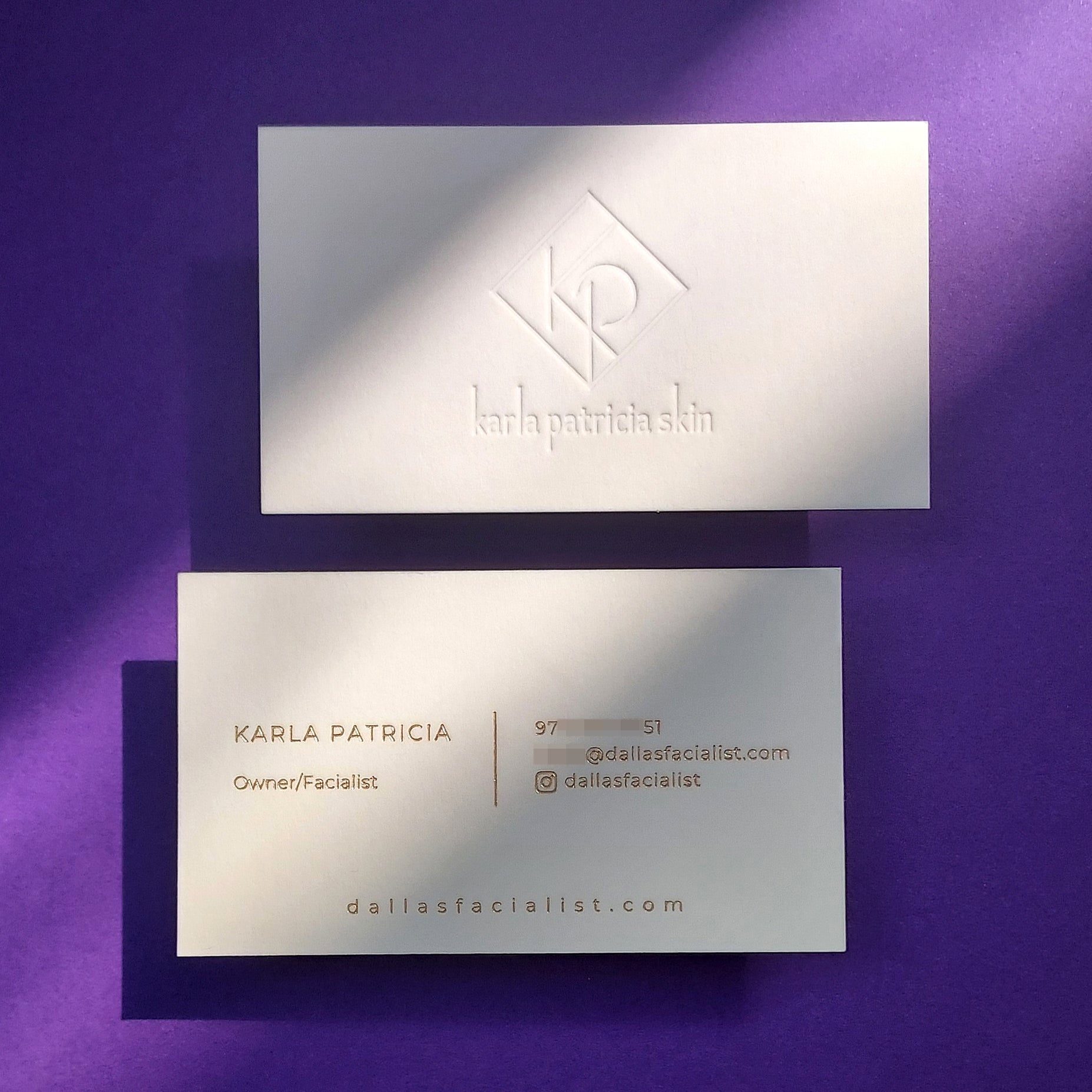 Elegant debossed name card with cotton feel